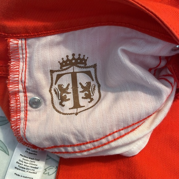 Talbots Signature Flare Crops - Picture 8 of 9